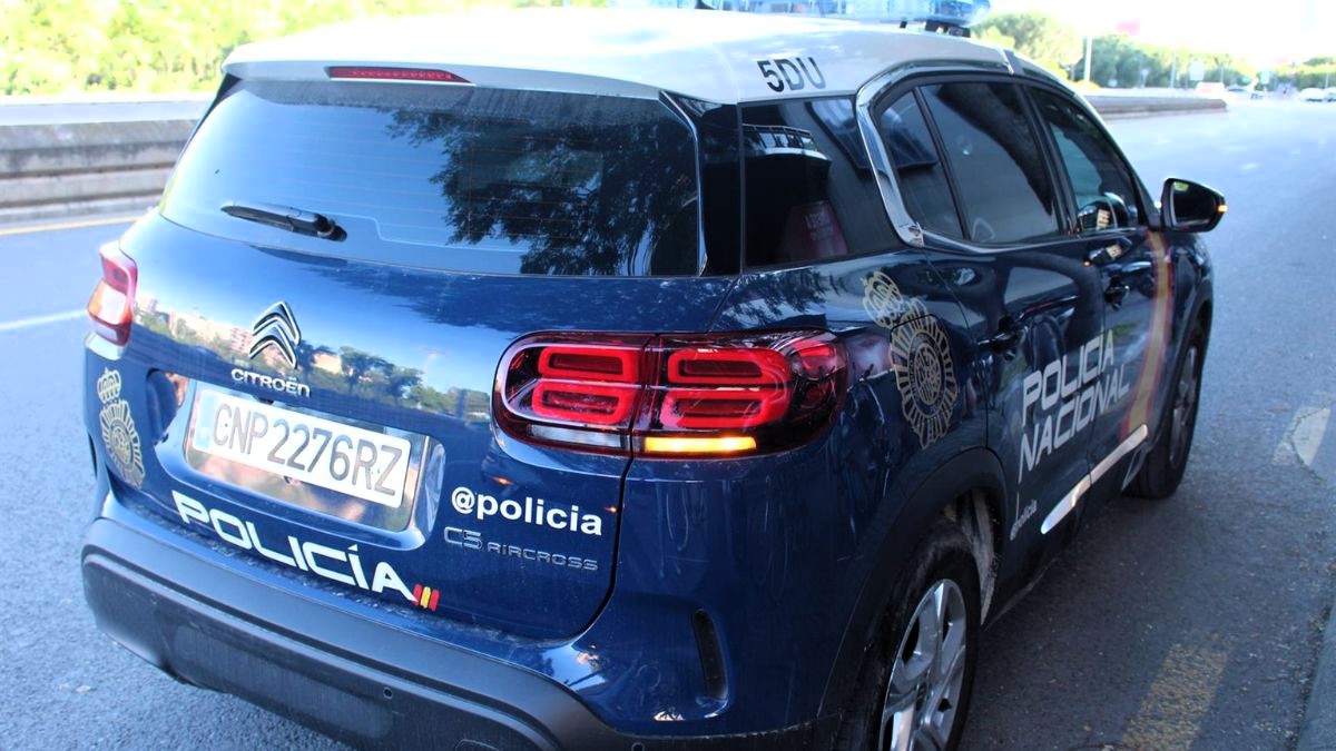 Encuentran el cadáver de un hombre que llevaba muerto 15 años en su casa de Valencia