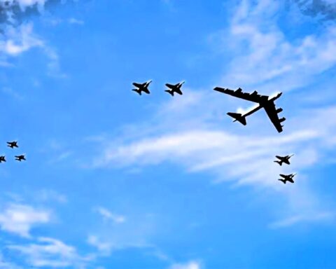 La exhibición de poderío militar de EE UU en el Caribe dispara la tensión en la zona y alarma a Venezuela