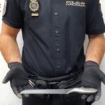 Detenido por retener a una amiga en el baño de su casa y amenazarla con un cuchillo