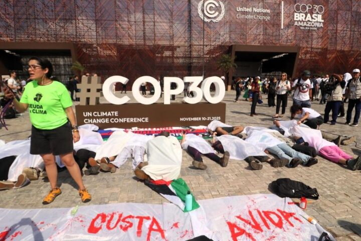 La accidentada cumbre del Clima en Brasil acaba sin concretar el futuro de los combustibles fósiles