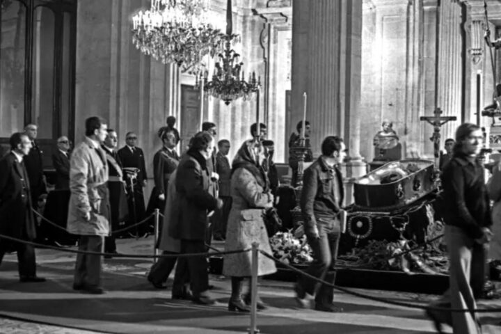 'Franco ha muerto', la notiocia que cambió la historia de España