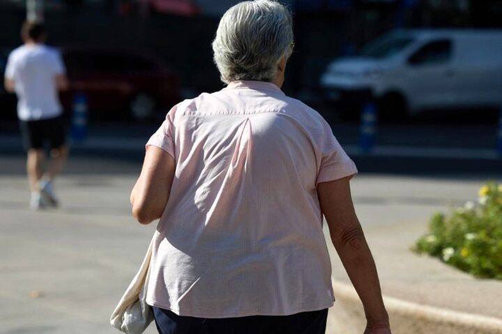 Las pensiones contributivas y de clases pasivas subirán en torno a un 2,7% en 2026 para compensar la inflación