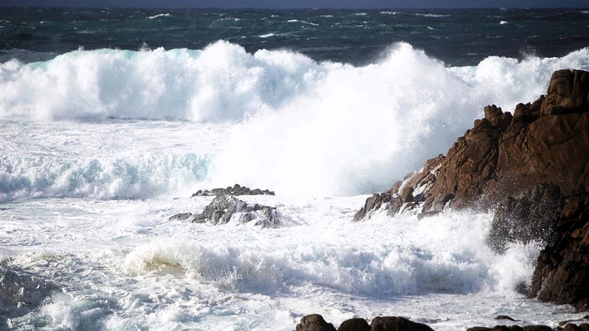 Un nuevo frente dejará chubascos generalizados y temperaturas a la baja