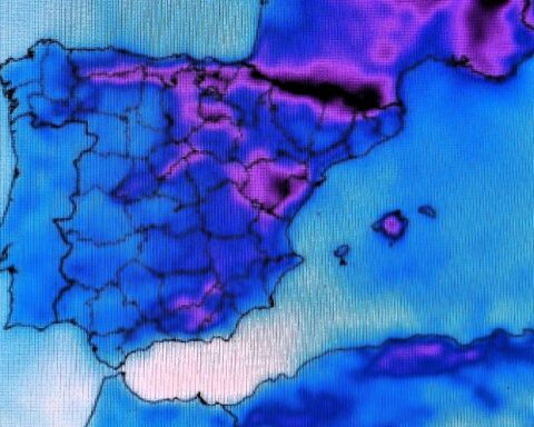 Un chorro polar da el primer zarpazo invernal con temperaturas bajo cero y nevadas copiosas: España se hiela a partir de hoy