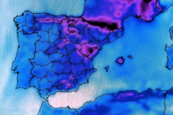 Un chorro polar da el primer zarpazo invernal con temperaturas bajo cero y nevadas copiosas: España se hiela a partir de hoy