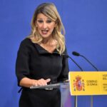 Un comité de expertos aconseja al Gobierno subir el salario mínimo entre 37 o 56 euros al mes