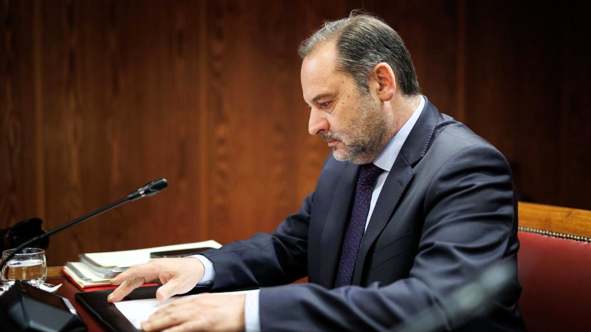 El Supremo rechaza el recurso de Ábalos y avala la decisión del juez de investigar aparte presuntos amaños de obras