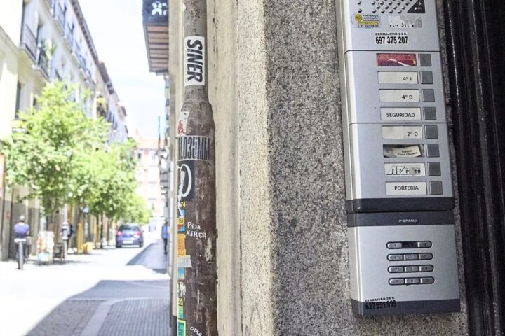 Consumo sanciona con 64 millones de euros a Airbnb por anunciar viviendas turísticas sin licencia