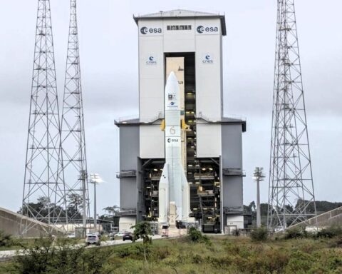 Europa afianza su poderío espacial con el lanzamiento de dos satélites para garantizar la navegación 24/7 a miles de millones de usuarios