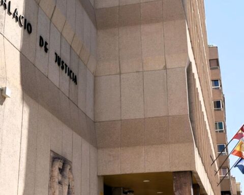 Condenada a prisión permanente revisable una mujer acusada de asesinar a su bebé