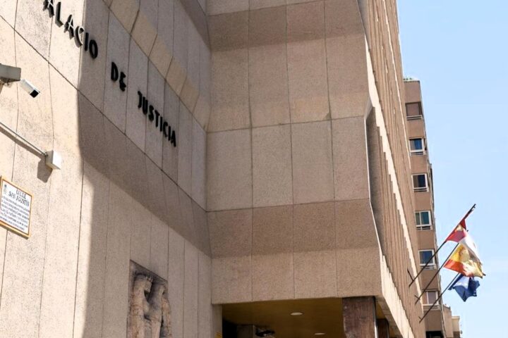 Condenada a prisión permanente revisable una mujer acusada de asesinar a su bebé