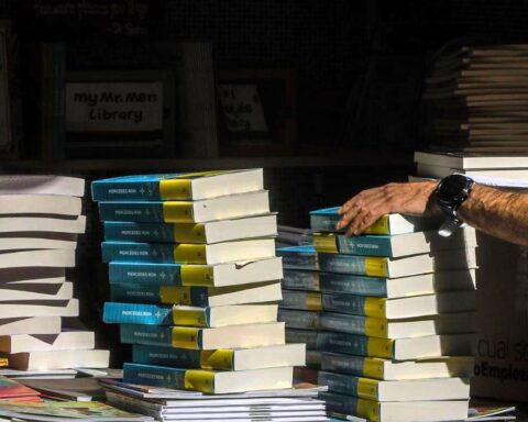 Las ferias del libro españolas bajan en ventas y asistencia, con 15 millones recaudados y 3 millones de visitas