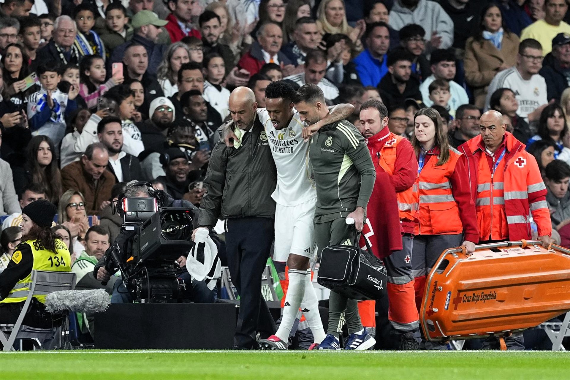 El Real Madrid pierde cuatro meses a Éder Militao por una rotura en el bíceps femoral