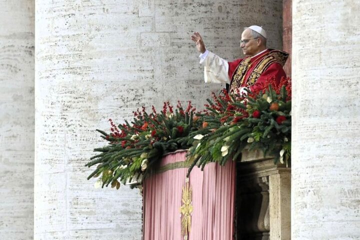 El Papa León XIV envía tres camiones con ayuda humanitaria a Ucrania