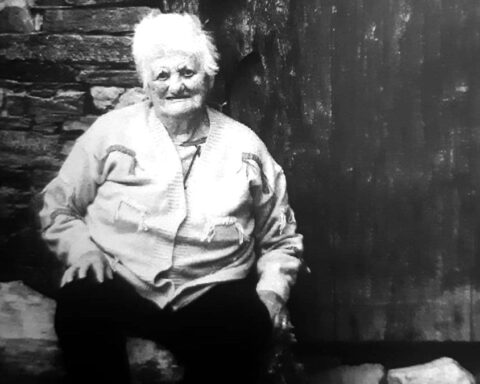 Perfecta Ogaza, la memoria del tiempo de esas heroínas silenciosas y casi invisibles