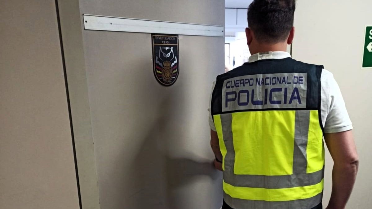 Dos detenidos por agredir sexualmente a una joven y robarle su patinete en Palma