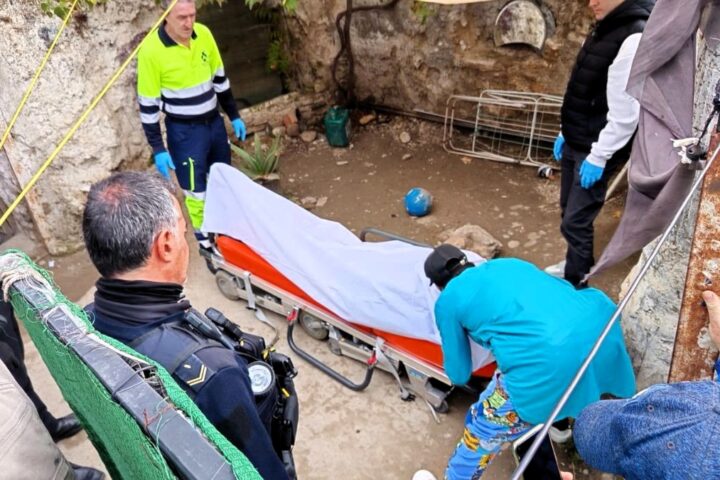 Denuncian negligencia médica por la muerte de un vecino del Albaicín: le dijeron que se tomara un ibuprofeno