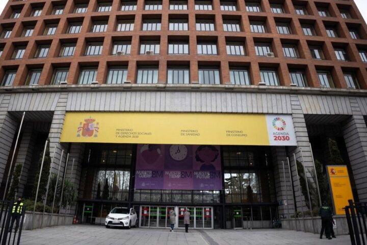 Sanidad descarta un Estatuto Marco propio para médicos para no fragmentar el sistema y dividir a los profesionales