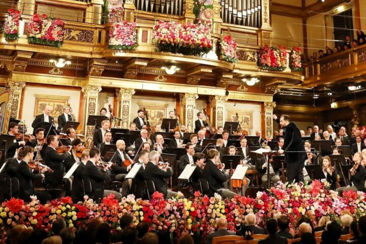 Yannick Nézet-Séguin dirige el Concierto de Año Nuevo de la Filarmónica de Viena y estrena dos obras de mujeres