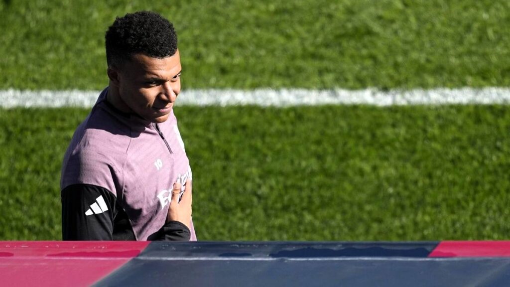 El delantero del Real Madrid Kylian Mbappé no viaja a la Supercopa de España en Arabia Saudí