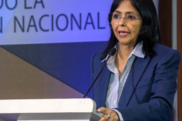 El pacto entre Delcy Rodríguez y Donald Trump para mantener el gobierno bolivariano sin Maduro