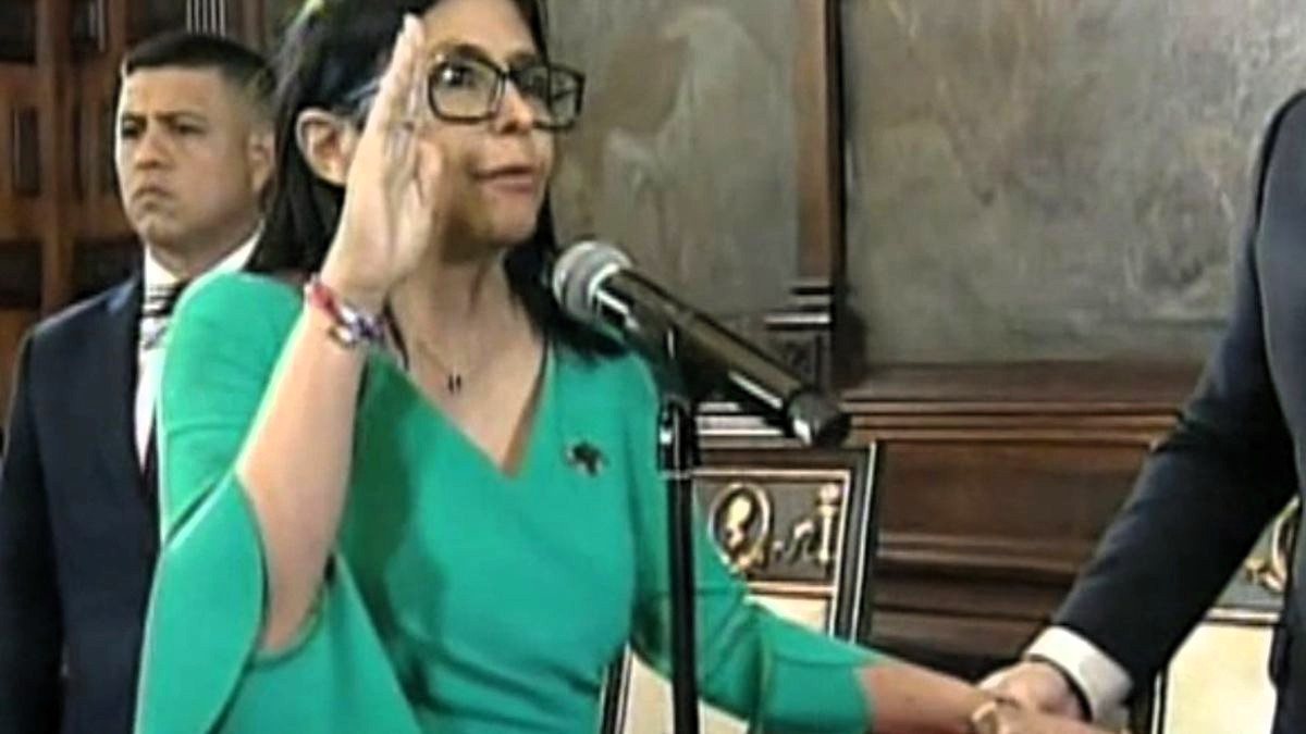 Delcy Rodríguez, mano derecha de Maduro, investida como presidenta de Venezuela sumisa y entregada a las órdenes de Trump