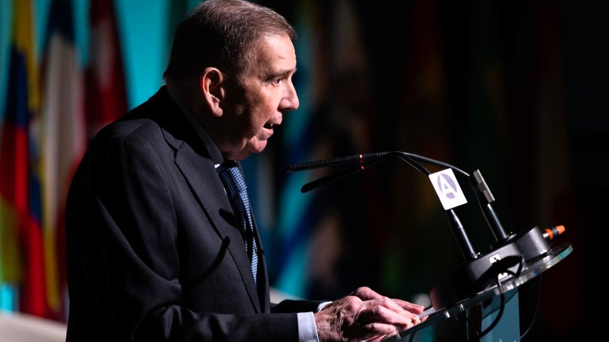 Edmundo González insta al Ejército venezolano a respaldarlo como presidente electo frente a Delcy