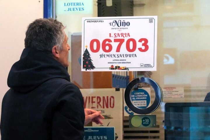 El 6.703, primer premio del sorteo de 'El Niño', reparte millones por toda España