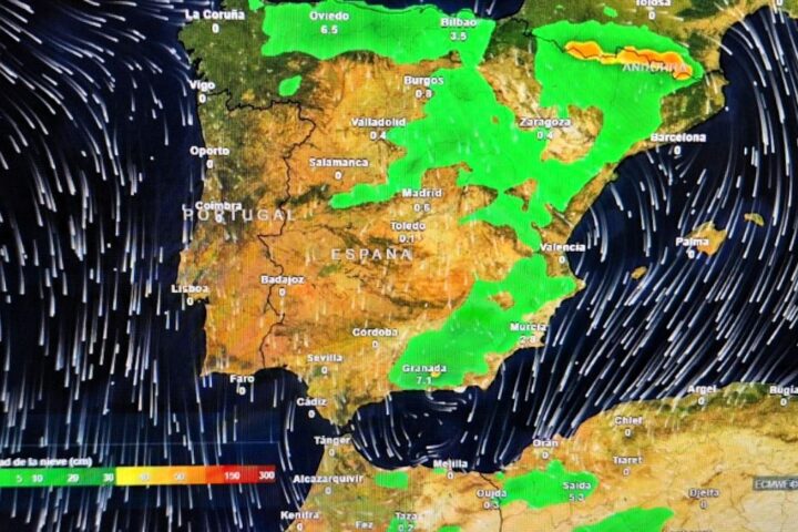 Lo más parecido a una nueva 'Filomena' trae lluvia, frío y copiosas nevadas en buena parte del país como regalo de Reyes