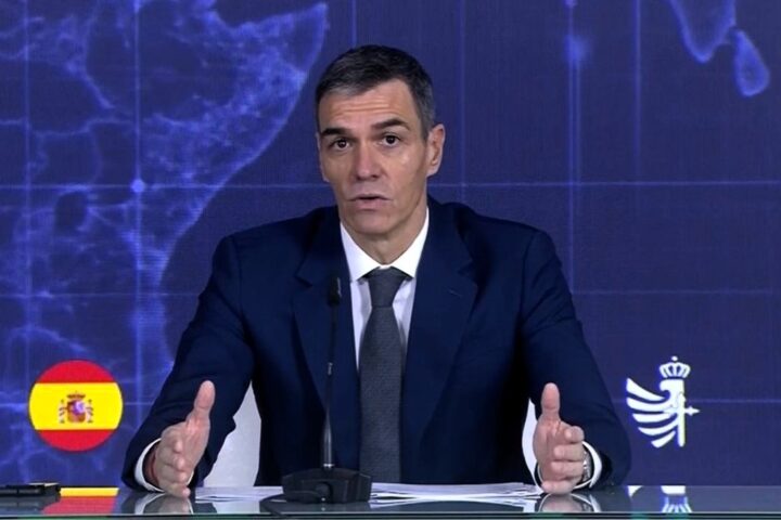 Carta a los militantes: Sánchez promete culminar la legislatura hasta 2027 y pide "cabeza alta, valentía y determinación"