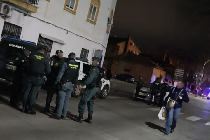 Guardias civiles en Mejorada